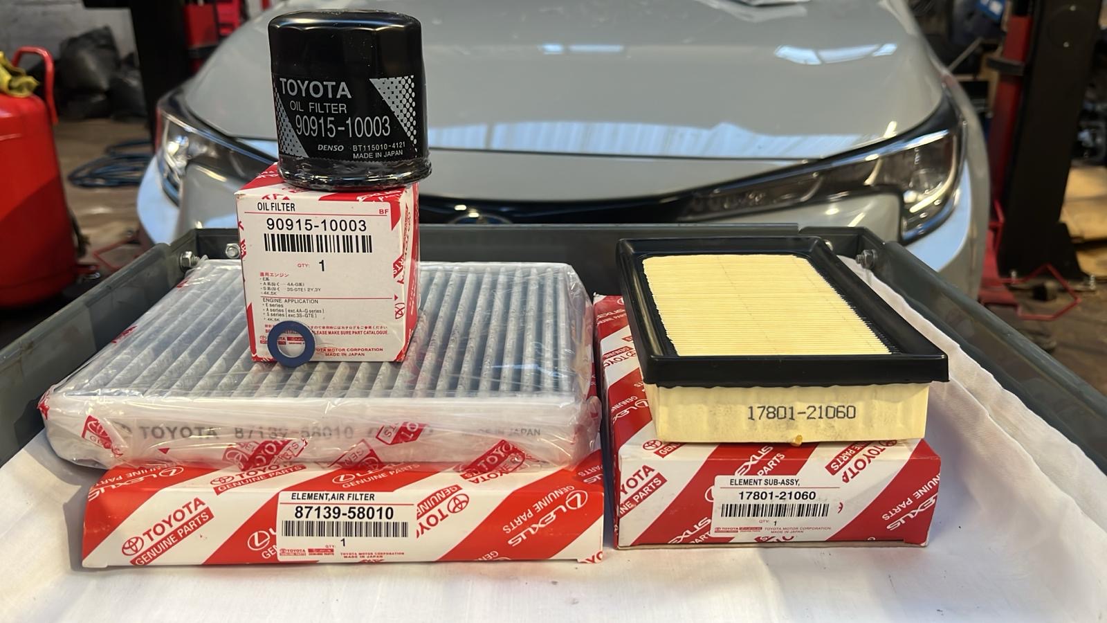Genuine OE Toyota Corolla (19+) , C-HR (16+) & Prius (17+) 1.8L service kit
