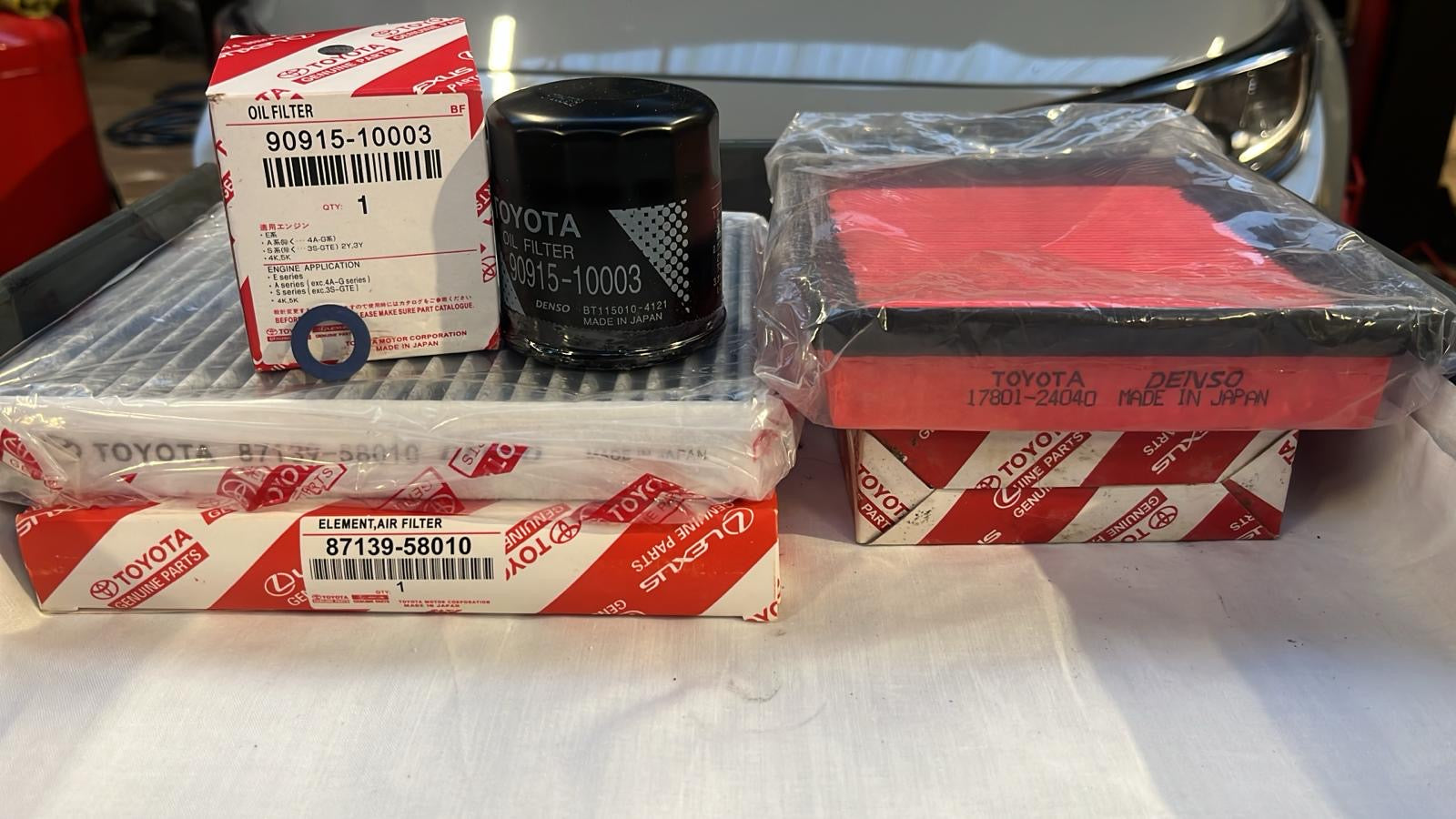 OE Genuine Toyota Corolla & Toyota C-HR 2.0L Petrol Service Kit